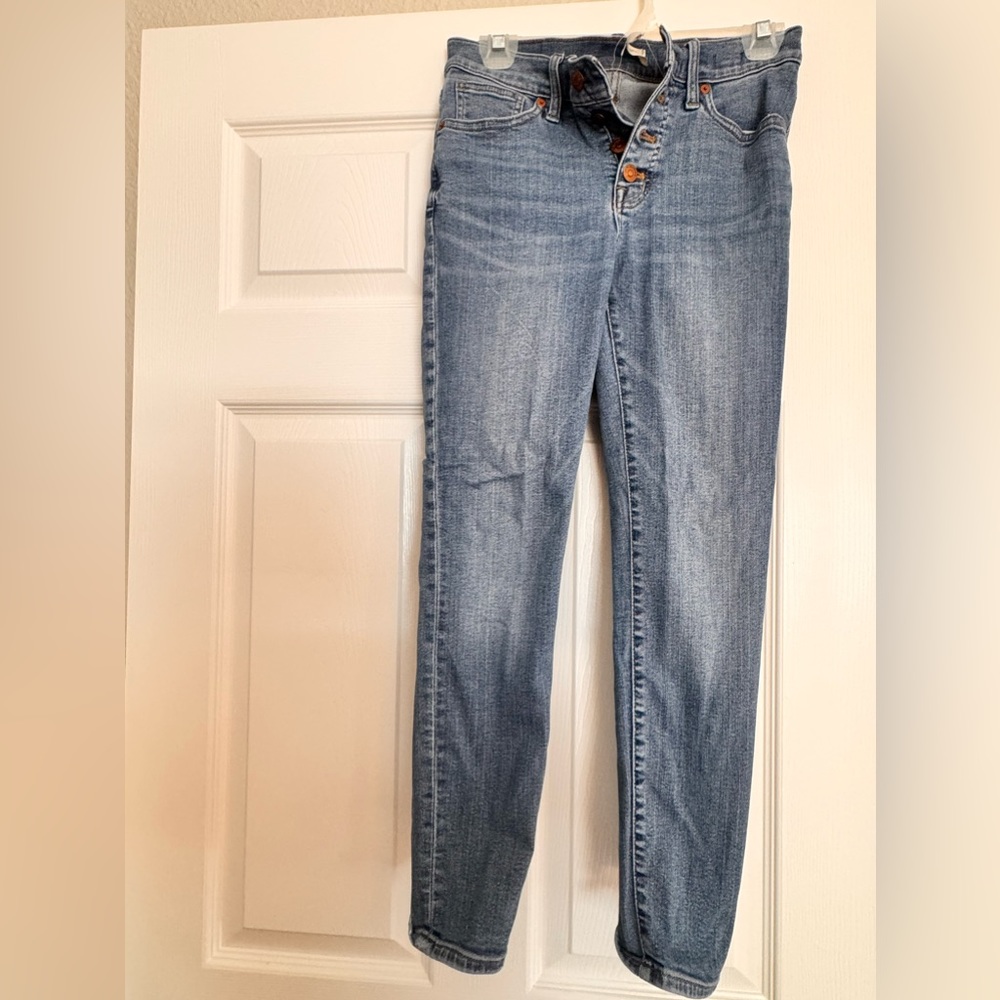 Madewell mid rise skinny crop jeans, size 27